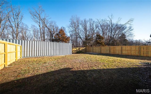 15775 Hallmark Lane, St Robert, MO 65584