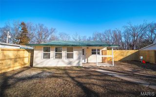 15775 Hallmark Lane, St Robert, MO 65584