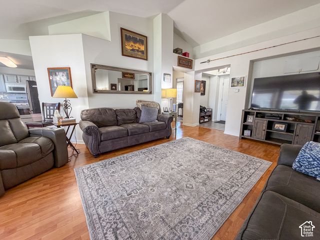 4040 W 5075 S, Roy, UT 84067
