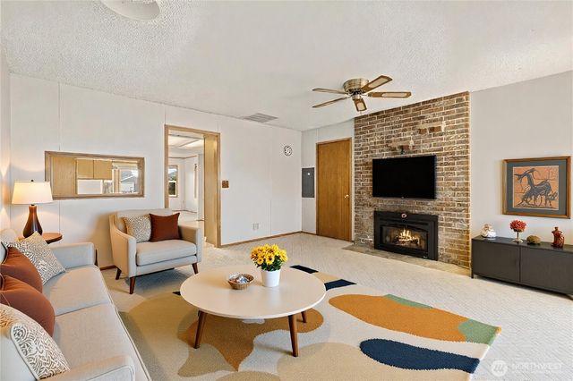 1218 H Street, Auburn, WA 98002