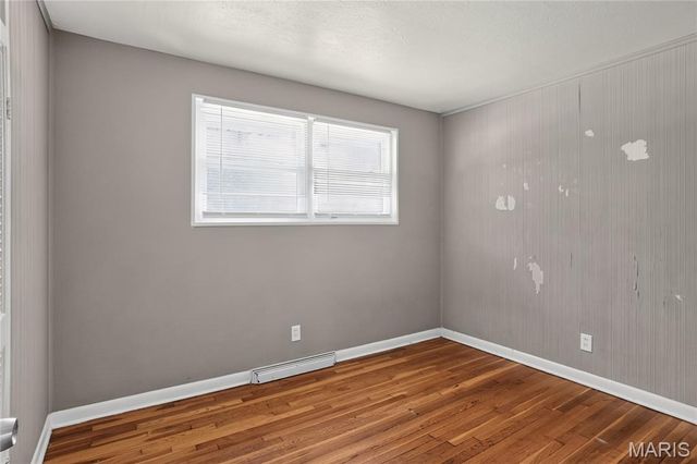 9835 Portage Drive, St Louis, MO 63136
