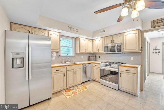2171 STANTON AVE, Franklinville, NJ 08322