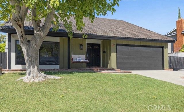 28975 Lotusgarden Dr, Canyon Country (santa Clarita), CA 91387