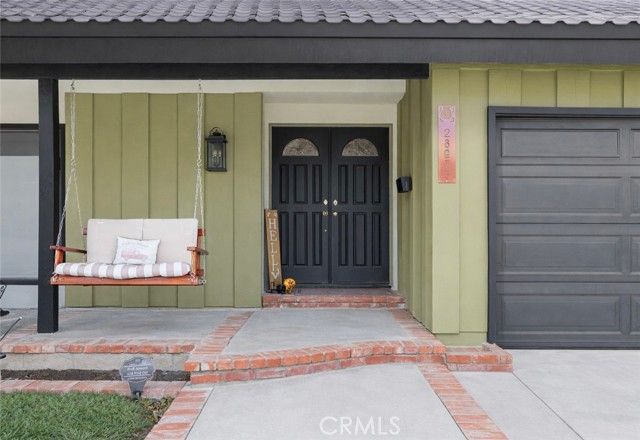 28975 Lotusgarden Dr, Canyon Country (santa Clarita), CA 91387