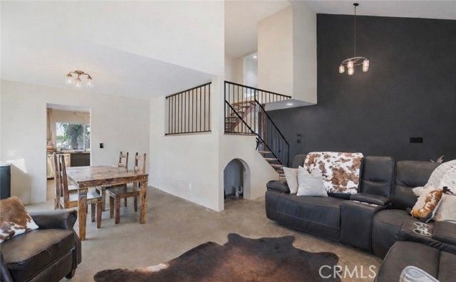 28975 Lotusgarden Dr, Canyon Country (santa Clarita), CA 91387