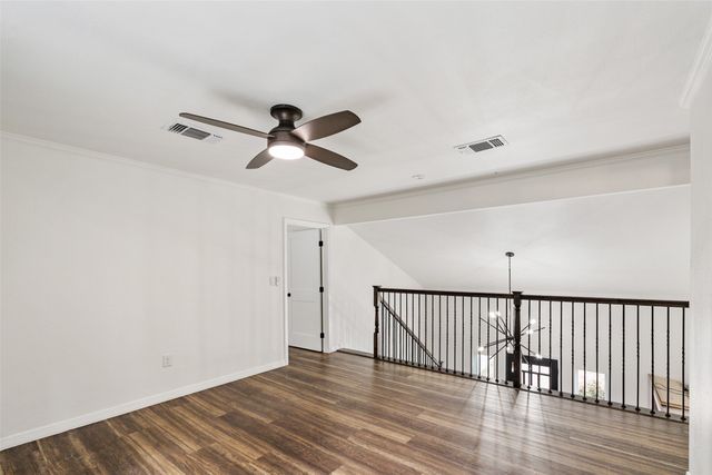 2107 Elmwood Boulevard, Dallas, TX 75224
