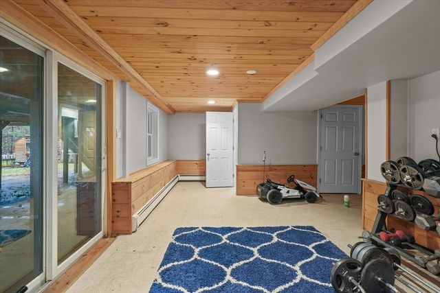 10 Woodchuck Lane, North Andover, MA 01845