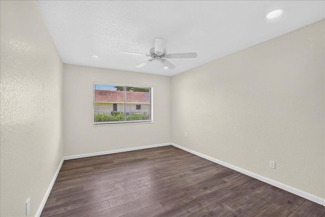 10100 NW 71st Place, Tamarac, FL 33321