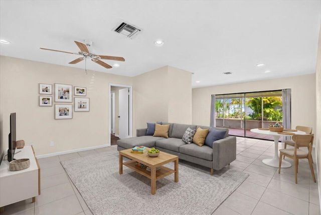 10100 NW 71st Place, Tamarac, FL 33321