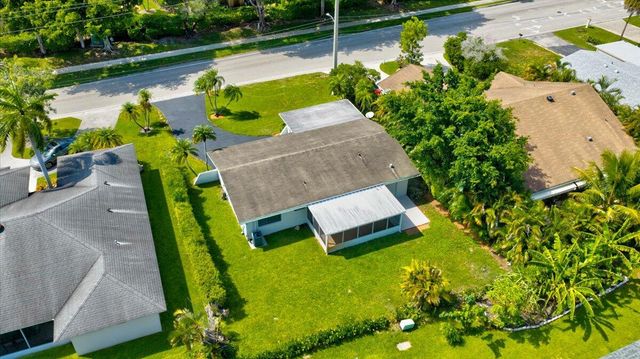 10100 NW 71st Place, Tamarac, FL 33321