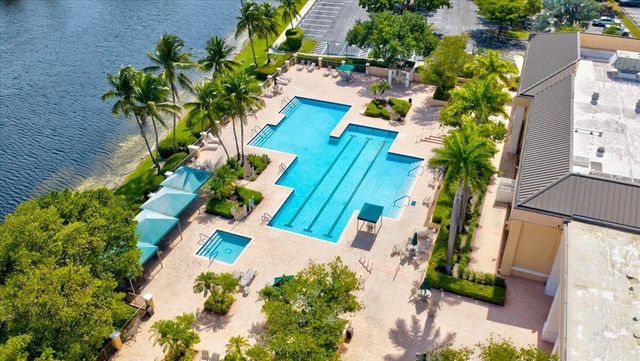 10100 NW 71st Place, Tamarac, FL 33321