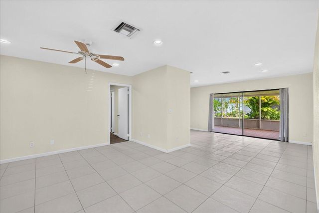 10100 NW 71st Place, Tamarac, FL 33321