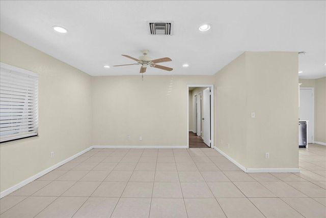 10100 NW 71st Place, Tamarac, FL 33321