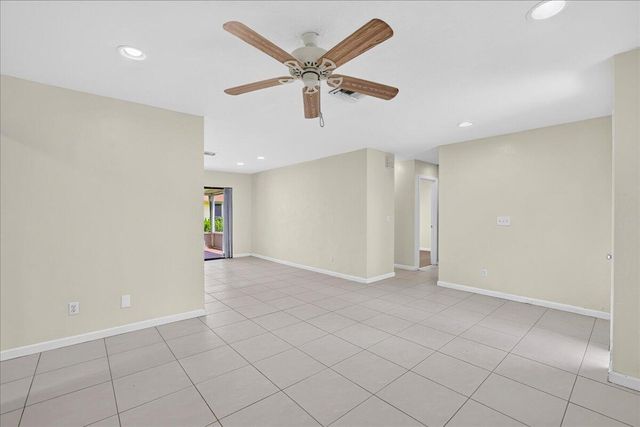 10100 NW 71st Place, Tamarac, FL 33321