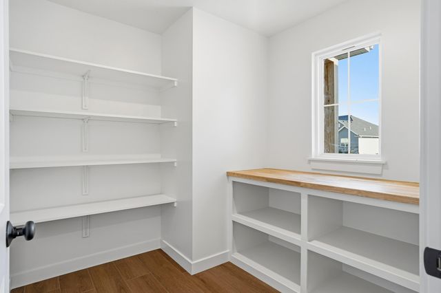 7310 W GOLDEN WILLOW DR, Columbia, MO 65202