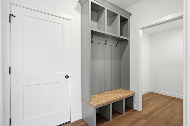 7310 W GOLDEN WILLOW DR, Columbia, MO 65202