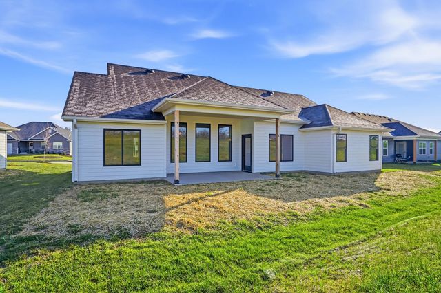 7310 W GOLDEN WILLOW DR, Columbia, MO 65202