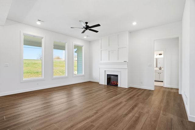 7310 W GOLDEN WILLOW DR, Columbia, MO 65202