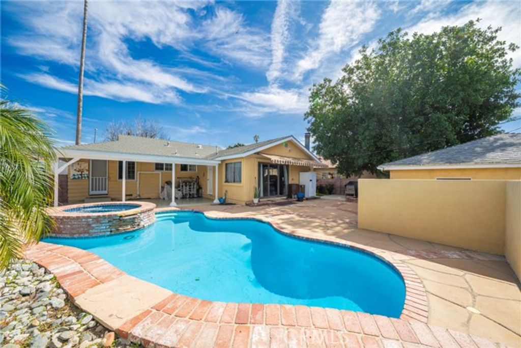 7463 Mason Ave, Winnetka (los Angeles), CA 91306