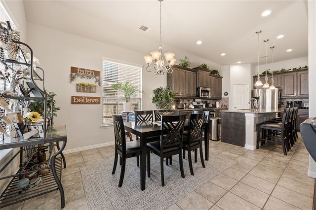 140 Chestnut Road, Waxahachie, TX 75165