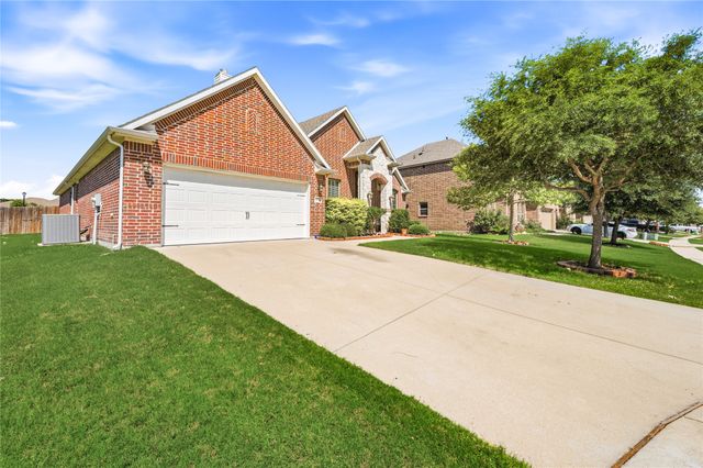 140 Chestnut Road, Waxahachie, TX 75165