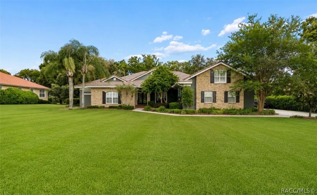 12716 Tradition Drive, Dade City, FL 33525