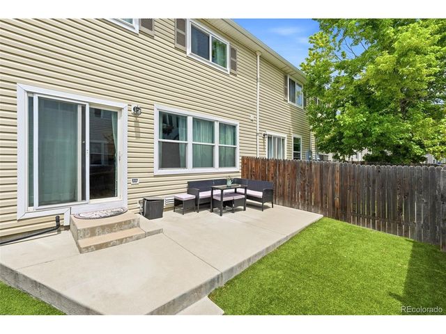 7841 S Kalispell Cir, Englewood, CO 80112