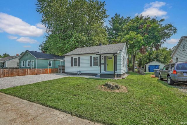 1106 S Boeke Road, Evansville, IN 47714