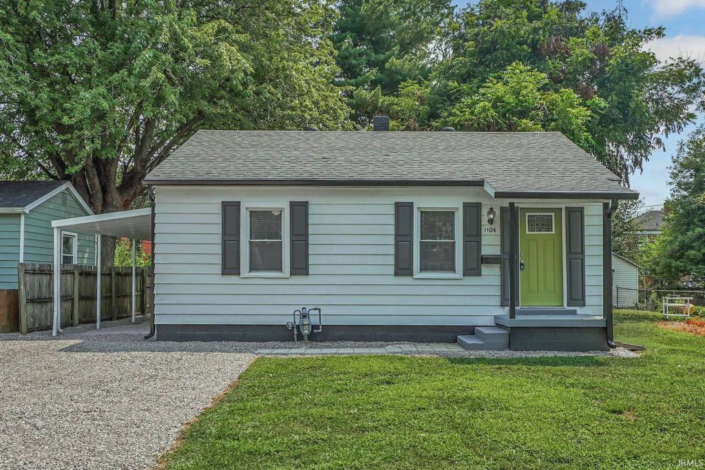 1106 S Boeke Road, Evansville, IN 47714