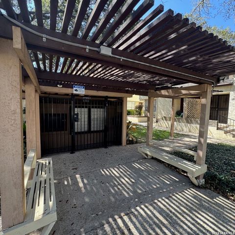 7123 Thrush View Ln Apt 17, San Antonio, TX 78209