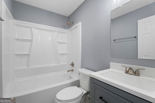 6149 Pembroke Dr, Rex, GA 30273