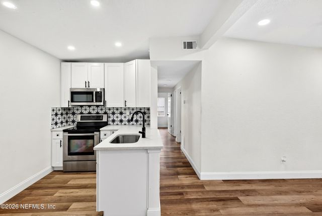 5671 VERBENA Road, Jacksonville, FL 32209