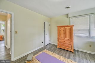 102 E WASHINGTON ST, Remington, VA 22734