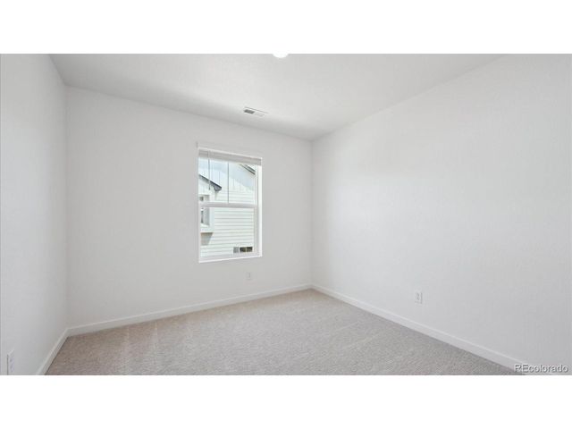 341 N Bersshine St, Watkins, CO 80137