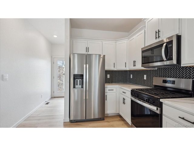 341 N Bersshine St, Watkins, CO 80137