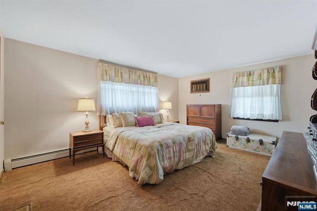 288 Montana Street, Paramus, NJ 07652