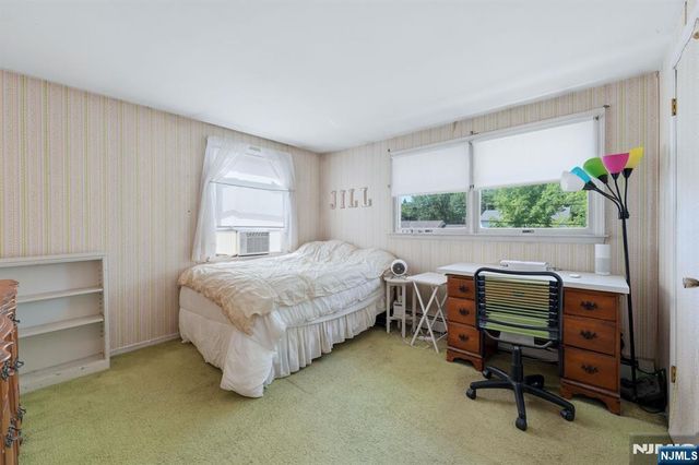 288 Montana Street, Paramus, NJ 07652