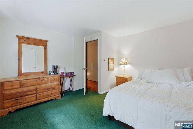 288 Montana Street, Paramus, NJ 07652