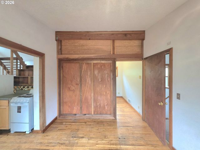 2655 KINCAID St, Eugene, OR 97405