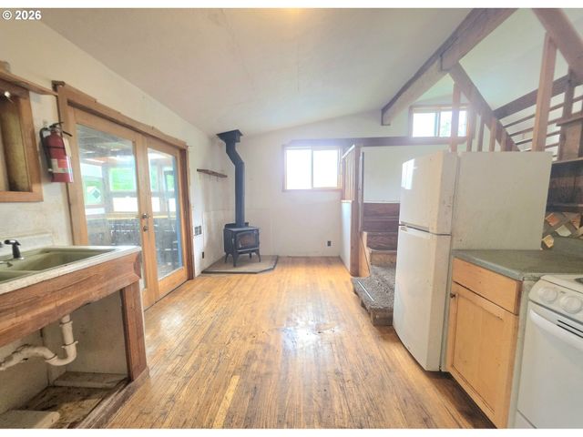 2655 KINCAID St, Eugene, OR 97405