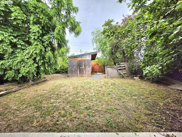 2655 KINCAID St, Eugene, OR 97405