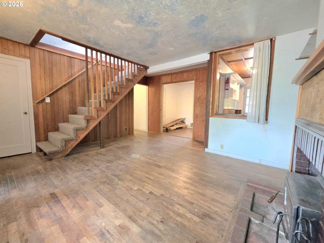 2655 KINCAID St, Eugene, OR 97405