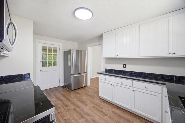 4147 Bonny Oaks Drive, Chattanooga, TN 37406