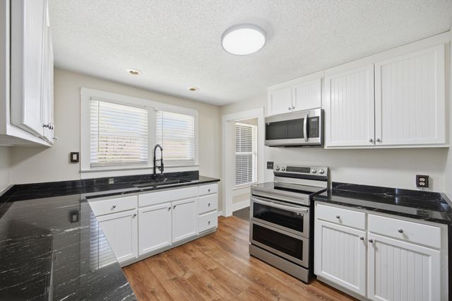 4147 Bonny Oaks Drive, Chattanooga, TN 37406