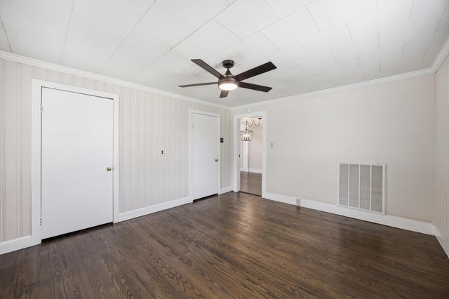 4147 Bonny Oaks Drive, Chattanooga, TN 37406