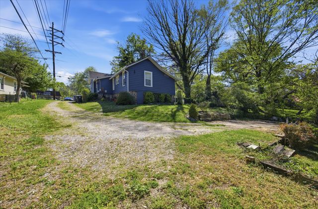 4147 Bonny Oaks Drive, Chattanooga, TN 37406