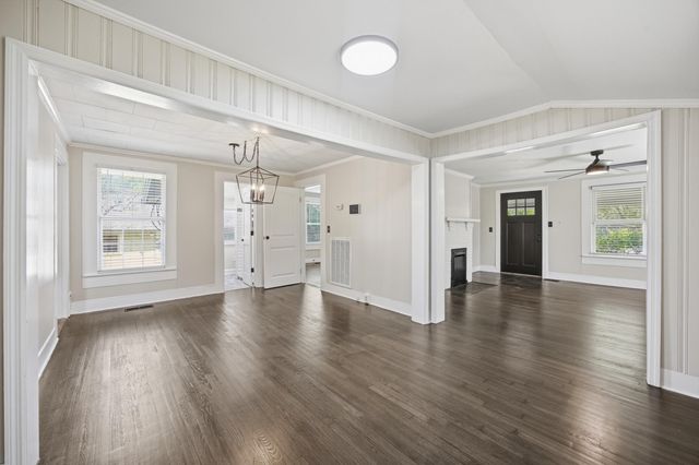 4147 Bonny Oaks Drive, Chattanooga, TN 37406