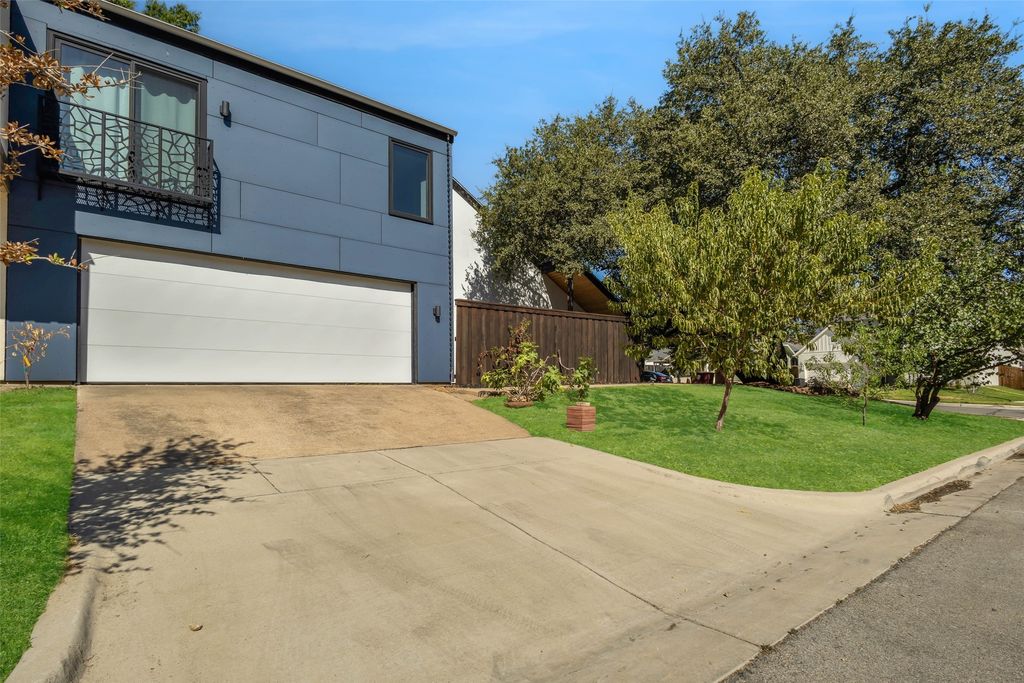 3701 W 5th Street, Fort Worth, TX 76107 — photo 2