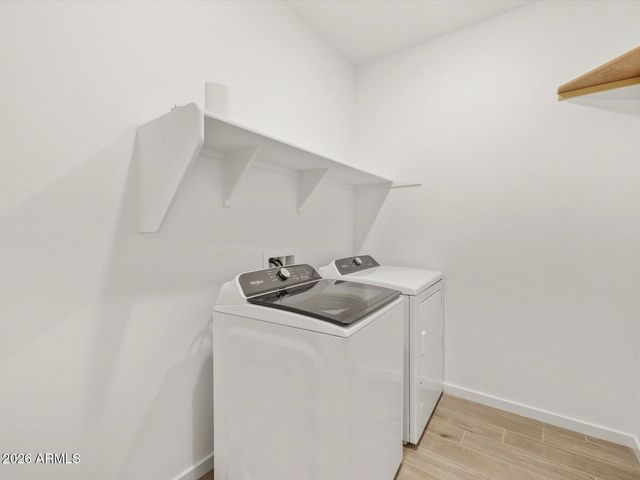 33070 N Noir Drive, San Tan Valley, AZ 85143