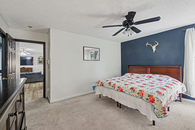 718 Paige Ct, Columbia, TN 38401